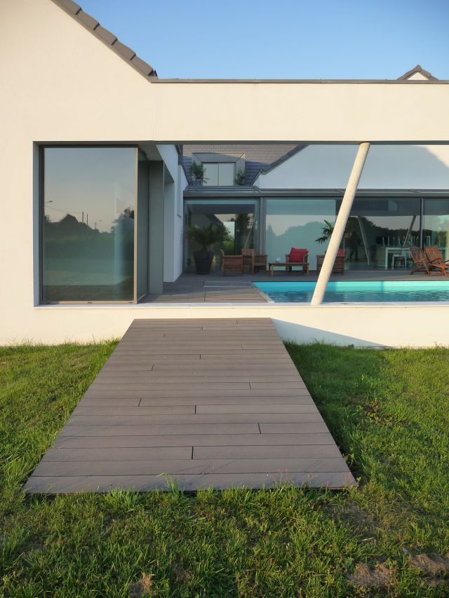 KBY HOUSE