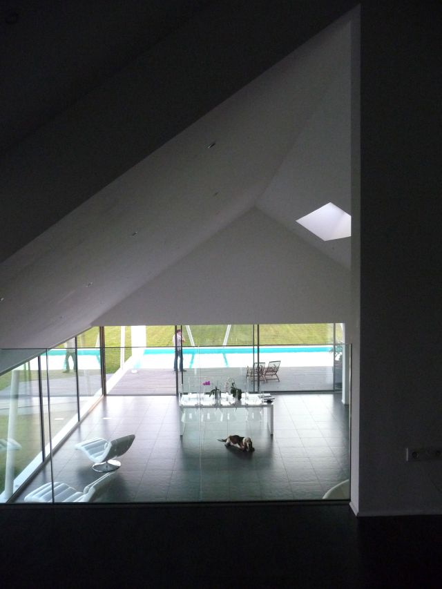 KBY HOUSE