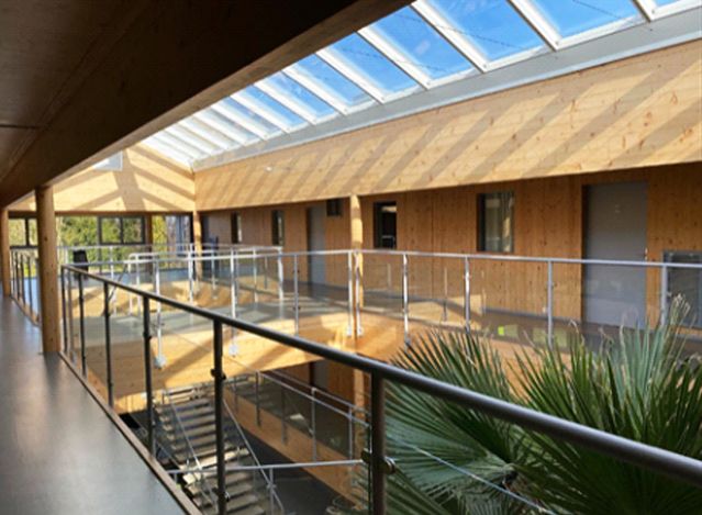 Un Internat entièrement en bois